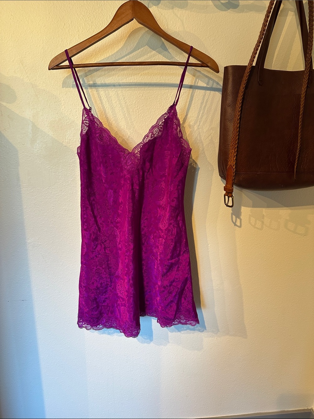 VTG Victoria Secret gold label Fuchsia Lace Slip Chemise
